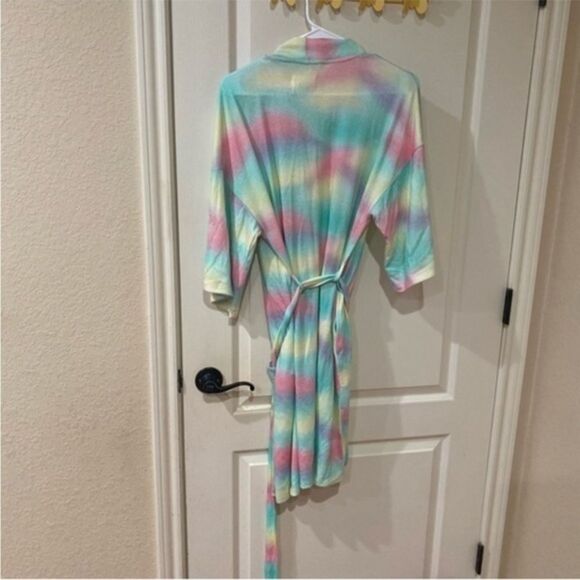 NWT Ugg multicolored robe with belt size small - Picture 9 of 9